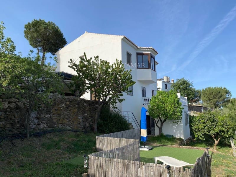 3 soveværelse Villa til salg i Sayalonga - € 234.000 (Ref: 8665798)