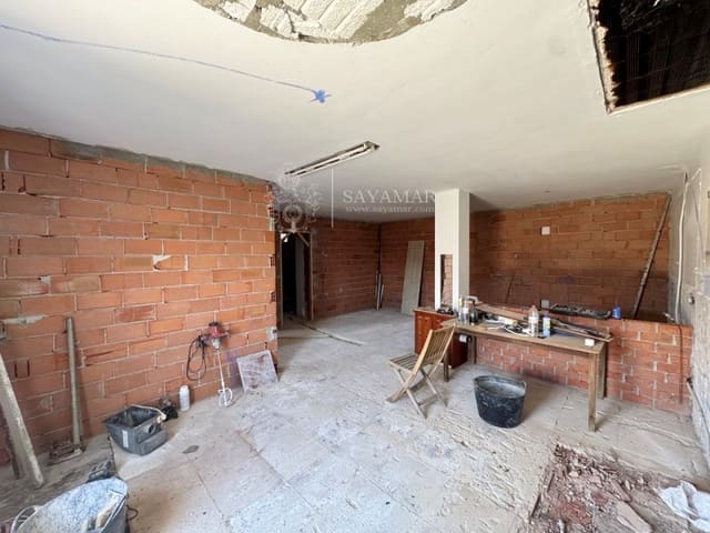 3 sovrum Villa till salu i Sayalonga - 234 000 € (Ref: 8665798)