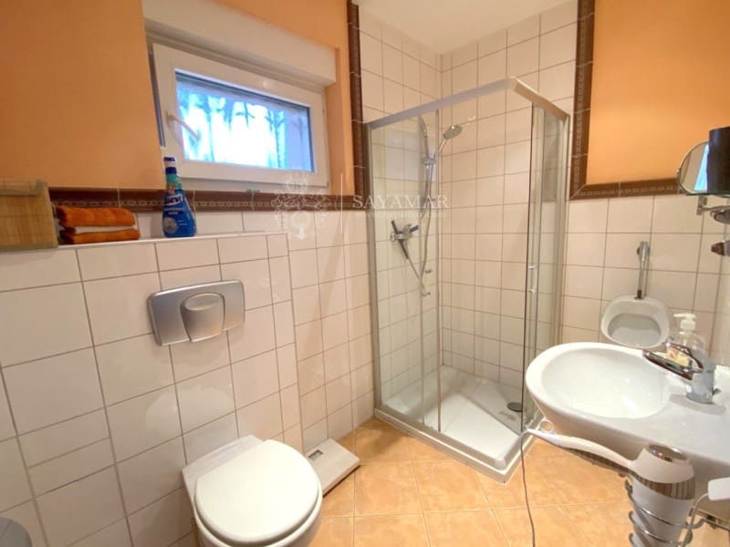 5 sypialnia Willa na sprzedaż w Sayalonga - 890 000 € (Ref: 8665803)