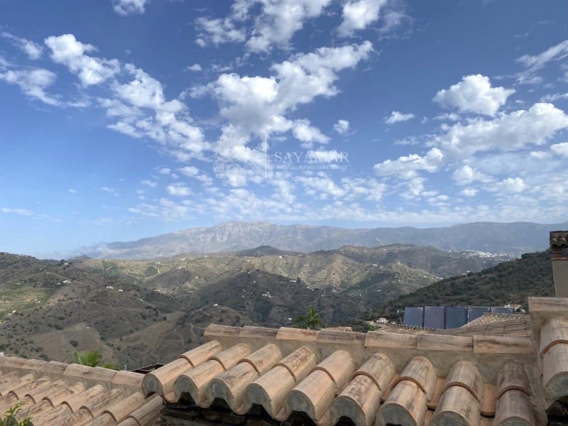 5 sypialnia Willa na sprzedaż w Sayalonga - 890 000 € (Ref: 8665803)