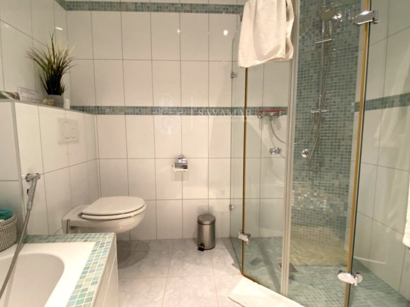 5 sypialnia Willa na sprzedaż w Sayalonga - 890 000 € (Ref: 8665803)