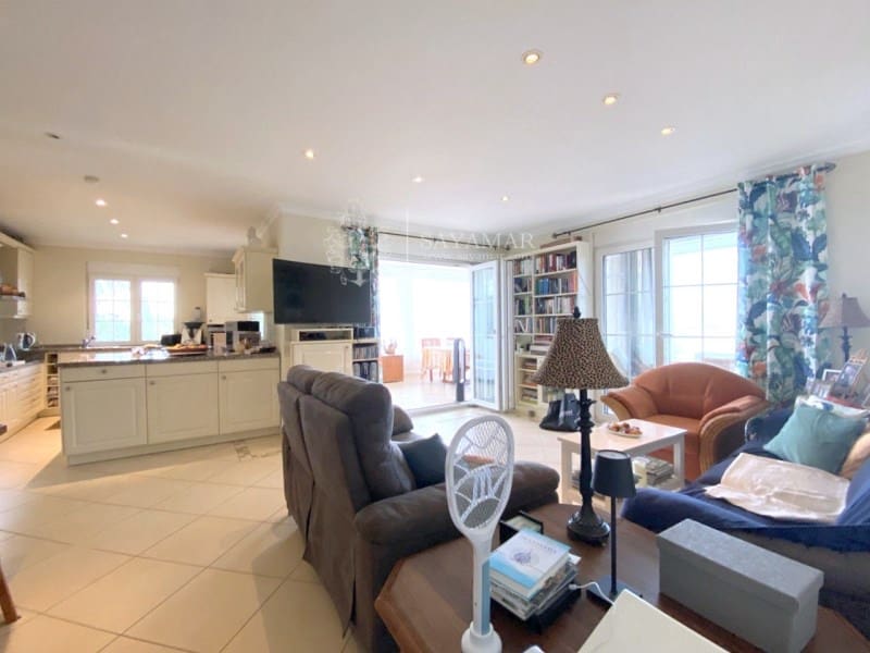 5 sypialnia Willa na sprzedaż w Sayalonga - 890 000 € (Ref: 8665803)