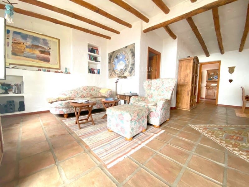 3 slaapkamer Villa te koop in Sayalonga - € 1.200.000 (Ref: 8665808)