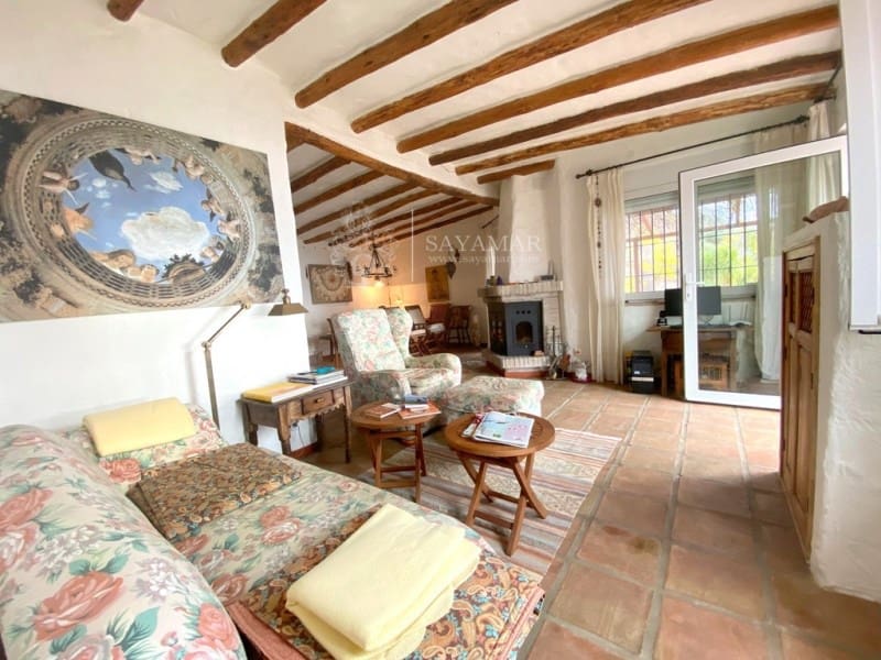 3 slaapkamer Villa te koop in Sayalonga - € 1.200.000 (Ref: 8665808)