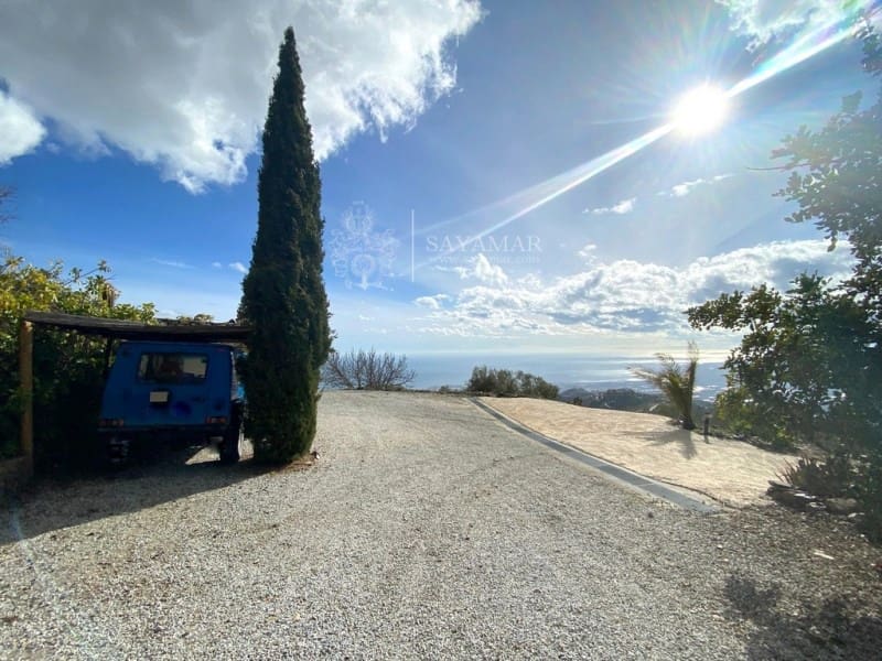 3 slaapkamer Villa te koop in Sayalonga - € 1.200.000 (Ref: 8665808)