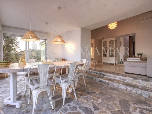 2 sovrum Villa till salu i Sayalonga - 365 000 € (Ref: 8780396)