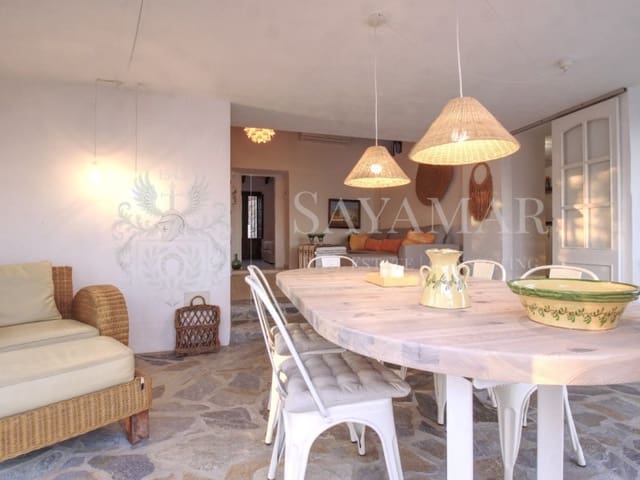 2 sovrum Villa till salu i Sayalonga - 365 000 € (Ref: 8780396)