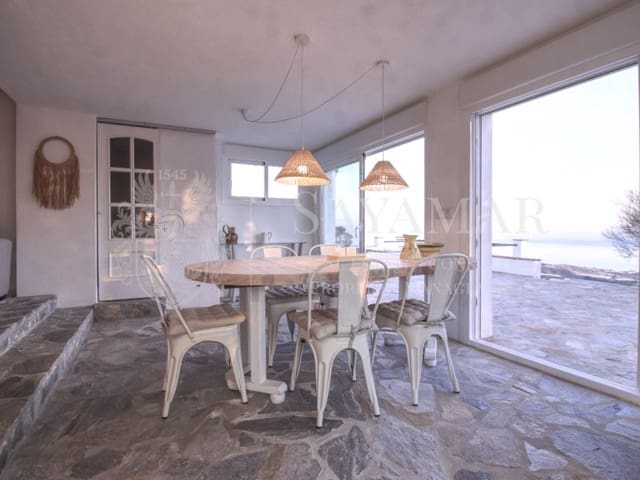 2 sovrum Villa till salu i Sayalonga - 365 000 € (Ref: 8780396)