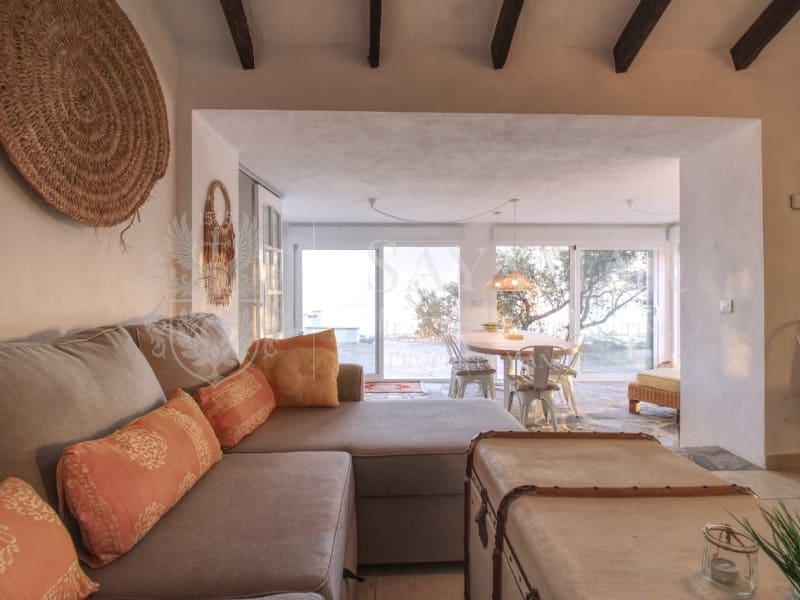 2 soveværelse Villa til salg i Sayalonga - € 365.000 (Ref: 8780396)