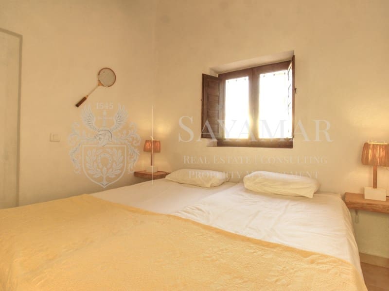 2 soveværelse Villa til salg i Sayalonga - € 365.000 (Ref: 8780396)