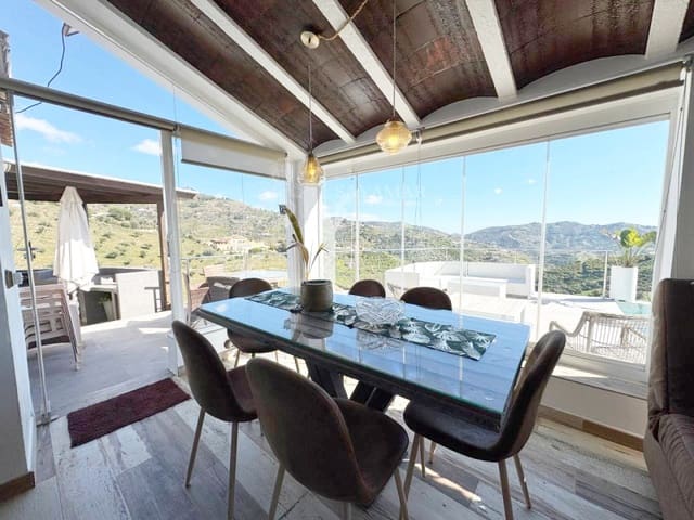 1 soverom Villa til salgs i Sayalonga - € 260 000 (Ref: 8841361)
