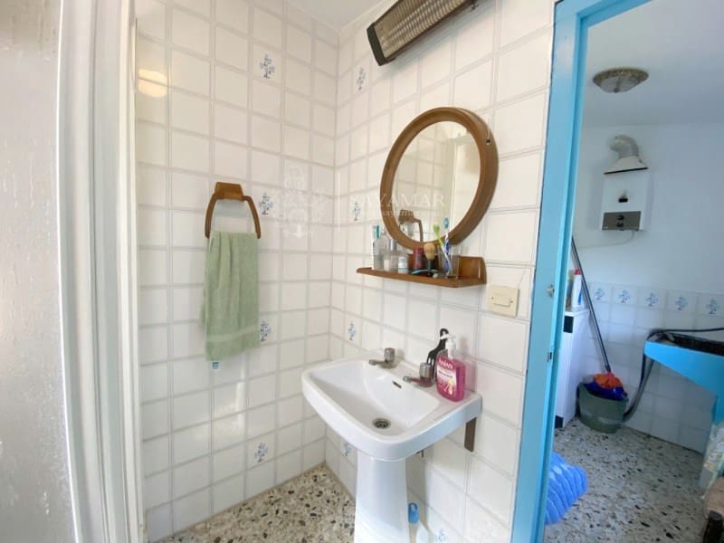 4 soveværelse Byhus til salg i Sayalonga - € 83.000 (Ref: 8847816)