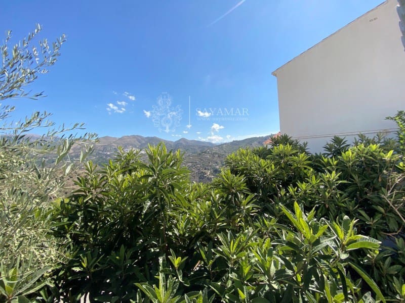 4 soveværelse Byhus til salg i Sayalonga - € 83.000 (Ref: 8847816)