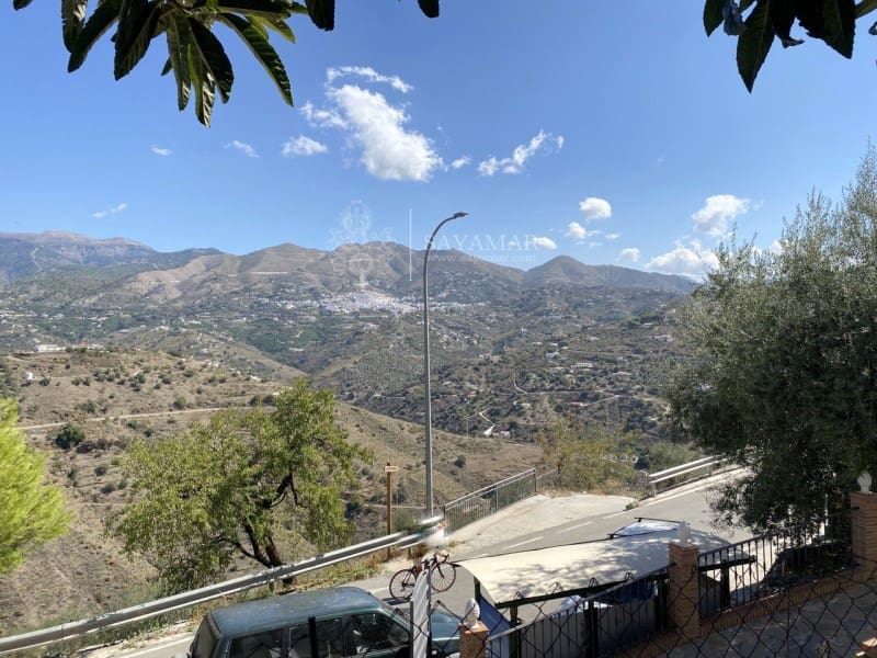 4 soveværelse Byhus til salg i Sayalonga - € 83.000 (Ref: 8847816)