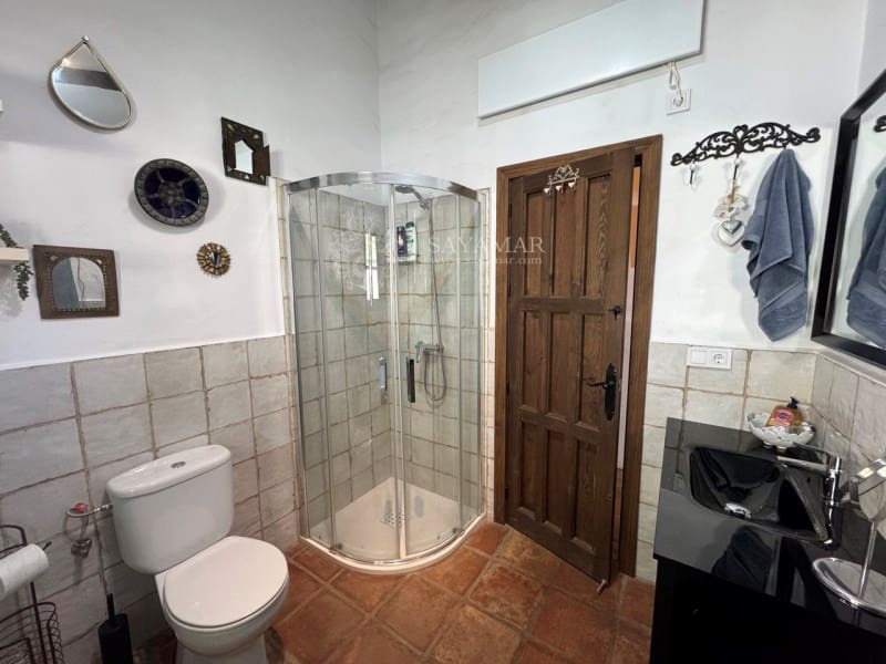 3 bedroom Villa for sale in Archez - € 395,000 (Ref: 8937644)