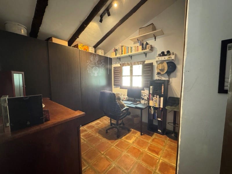 3 bedroom Villa for sale in Archez - € 395,000 (Ref: 8937644)