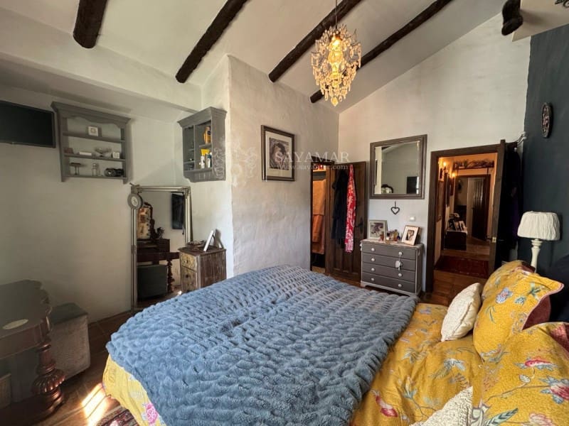 3 bedroom Villa for sale in Archez - € 395,000 (Ref: 8937644)