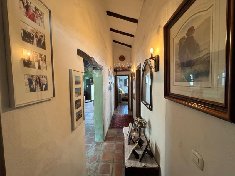 3 bedroom Villa for sale in Archez - € 395,000 (Ref: 8937644)