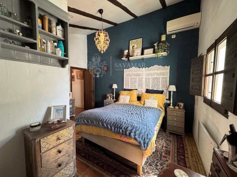 3 bedroom Villa for sale in Archez - € 395,000 (Ref: 8937644)