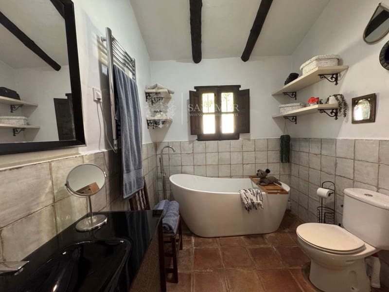 3 bedroom Villa for sale in Archez - € 395,000 (Ref: 8937644)