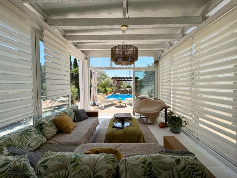 3 bedroom Villa for sale in Archez - € 395,000 (Ref: 8937644)