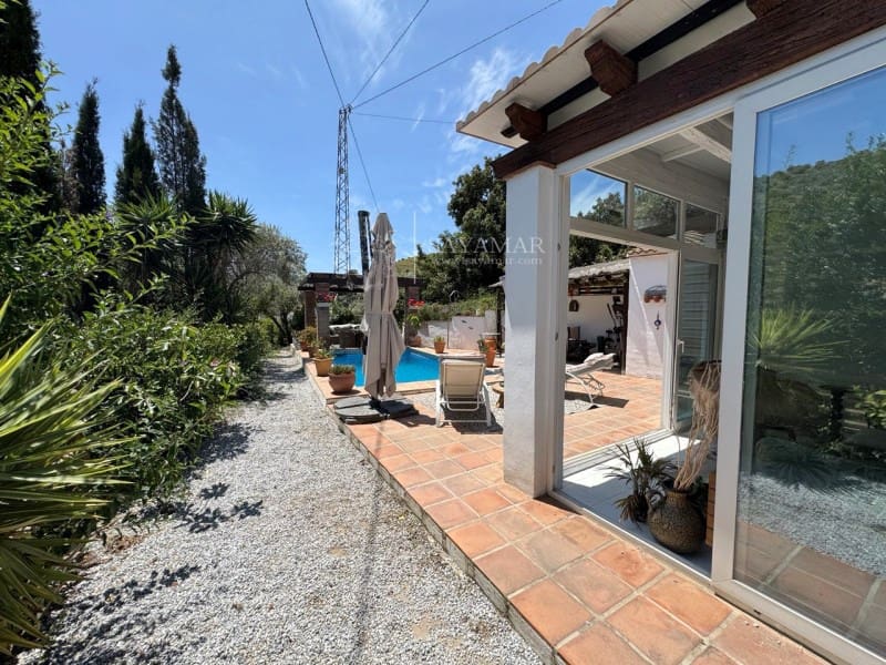 3 bedroom Villa for sale in Archez - € 395,000 (Ref: 8937644)