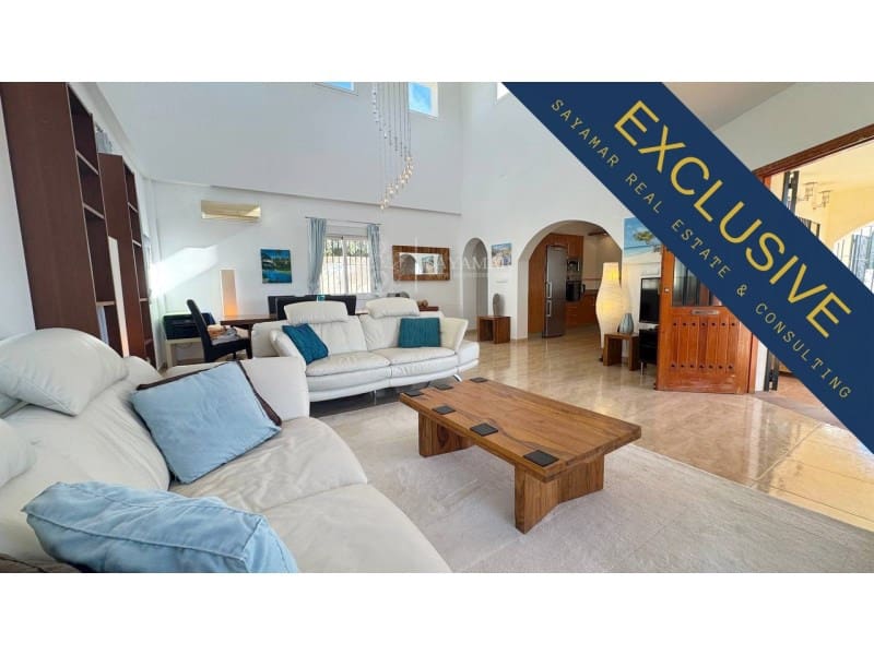 3 sypialnia Willa na sprzedaż w Sayalonga - 595 000 € (Ref: 8940087)