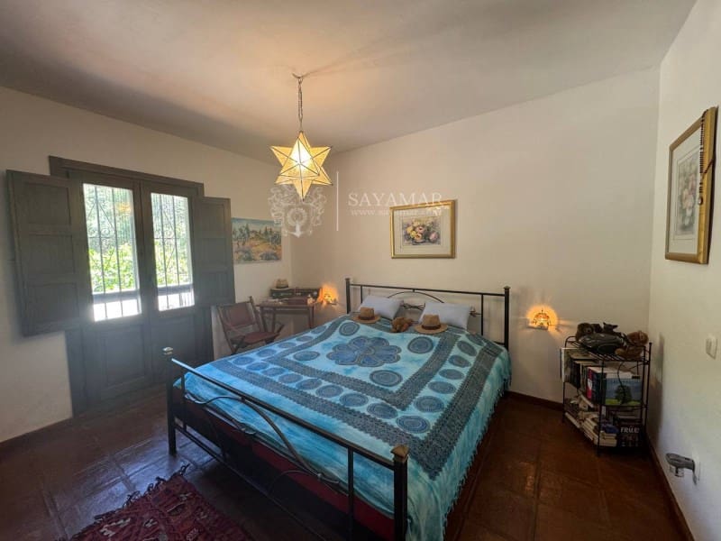 3 sypialnia Willa na sprzedaż w Sayalonga z basenem - 495 000 € (Ref: 8940538)