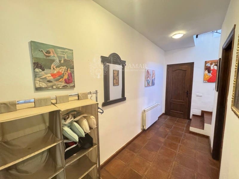 3 sypialnia Willa na sprzedaż w Sayalonga z basenem - 495 000 € (Ref: 8940538)