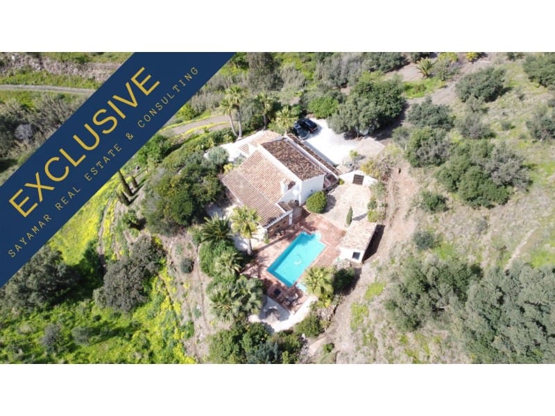 3 sypialnia Willa na sprzedaż w Sayalonga z basenem - 495 000 € (Ref: 8940538)