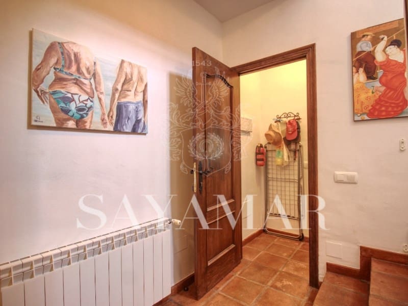 3 slaapkamer Villa te koop in Sayalonga met zwembad - € 495.000 (Ref: 8940538)