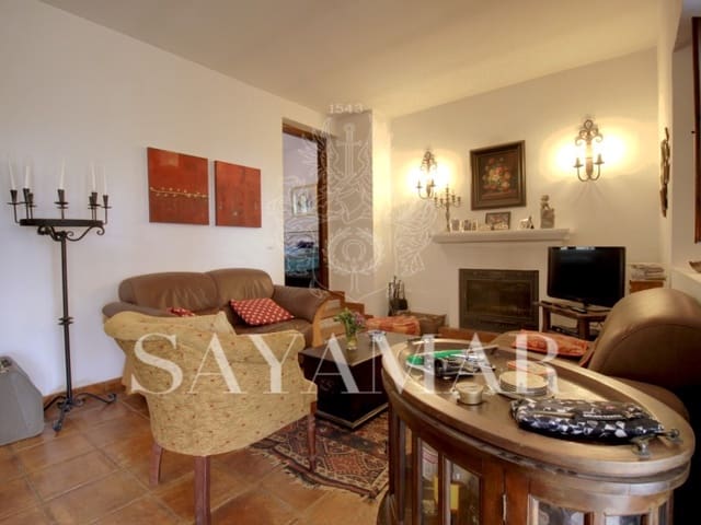 3 bedroom Villa for sale in Sayalonga with pool - € 495,000 (Ref: 8940538)