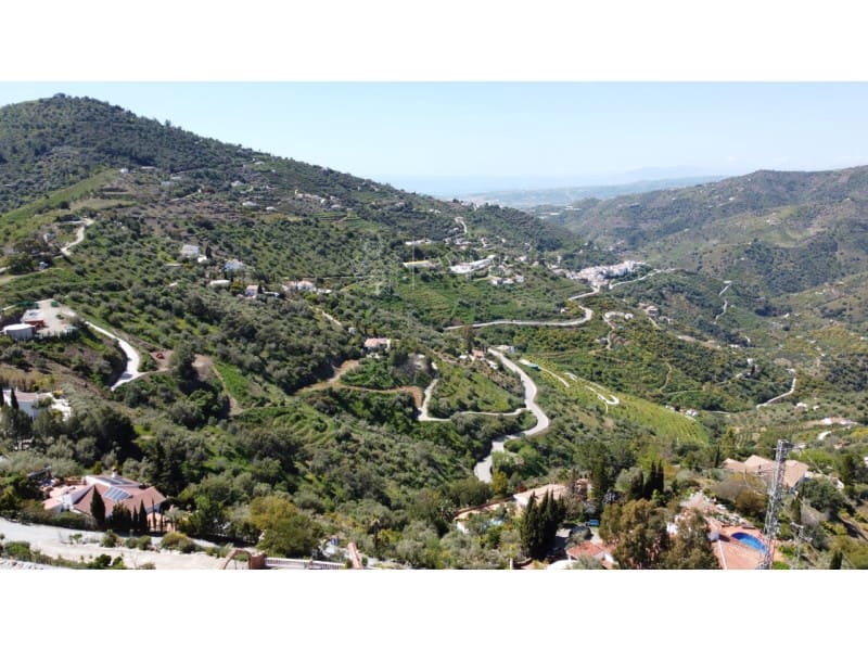 4 slaapkamer Villa te koop in Sayalonga - € 540.000 (Ref: 8944232)