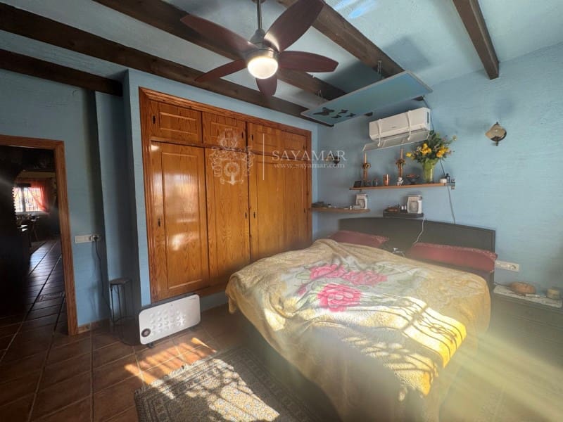 4 slaapkamer Villa te koop in Sayalonga - € 540.000 (Ref: 8944232)