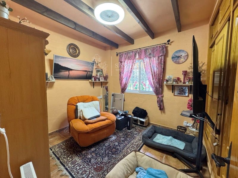 4 slaapkamer Villa te koop in Sayalonga - € 540.000 (Ref: 8944232)