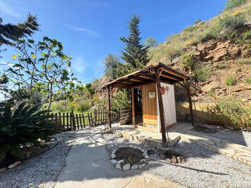 5 bedroom Villa for sale in Arenas with pool - € 400,000 (Ref: 8951544)