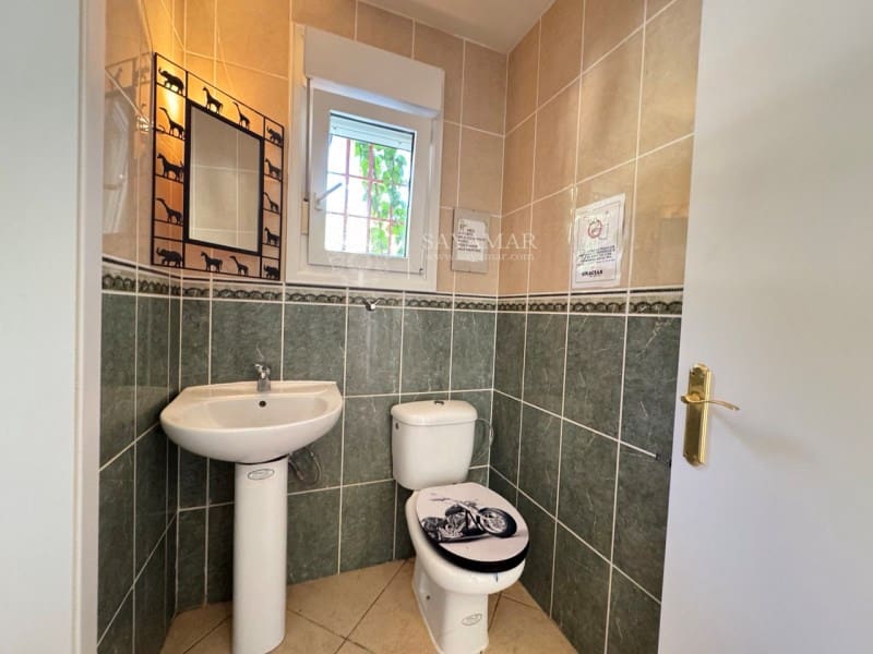 5 bedroom Villa for sale in Arenas with pool - € 400,000 (Ref: 8951544)