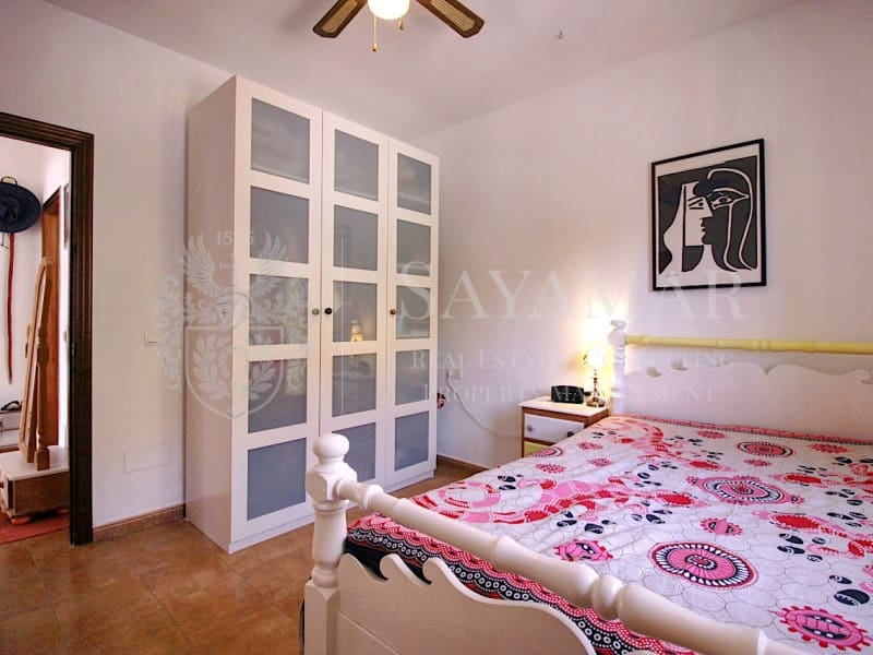 2 soveværelse Villa til salg i Sayalonga - € 290.000 (Ref: 8979696)