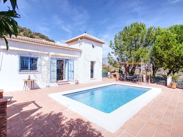 2 sovrum Villa till salu i Sayalonga - 290 000 € (Ref: 8979696)