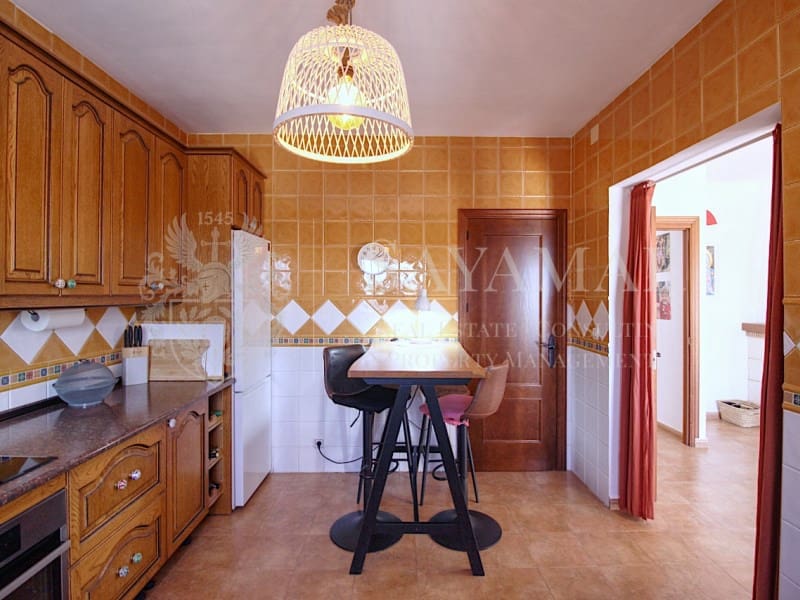 2 soveværelse Villa til salg i Sayalonga - € 290.000 (Ref: 8979696)