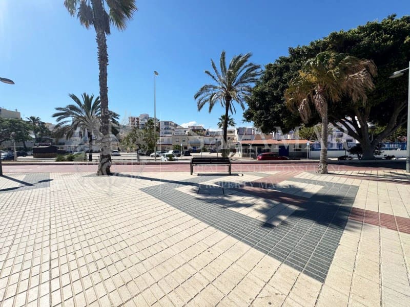 Restaurant/Bar til salg i Torre del Mar - € 1.000.000 (Ref: 9119062)