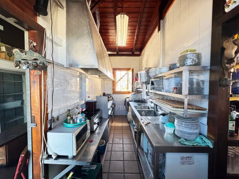 Restaurant/Bar til salg i Torre del Mar - € 1.000.000 (Ref: 9119062)