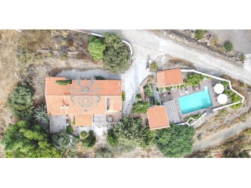 4 sovrum Villa till salu i Sayalonga med pool - 798 000 € (Ref: 9294460)