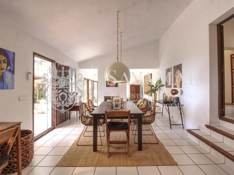 4 sovrum Villa till salu i Sayalonga med pool - 798 000 € (Ref: 9294460)