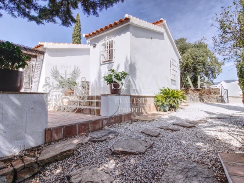 4 sovrum Villa till salu i Sayalonga med pool - 798 000 € (Ref: 9294460)