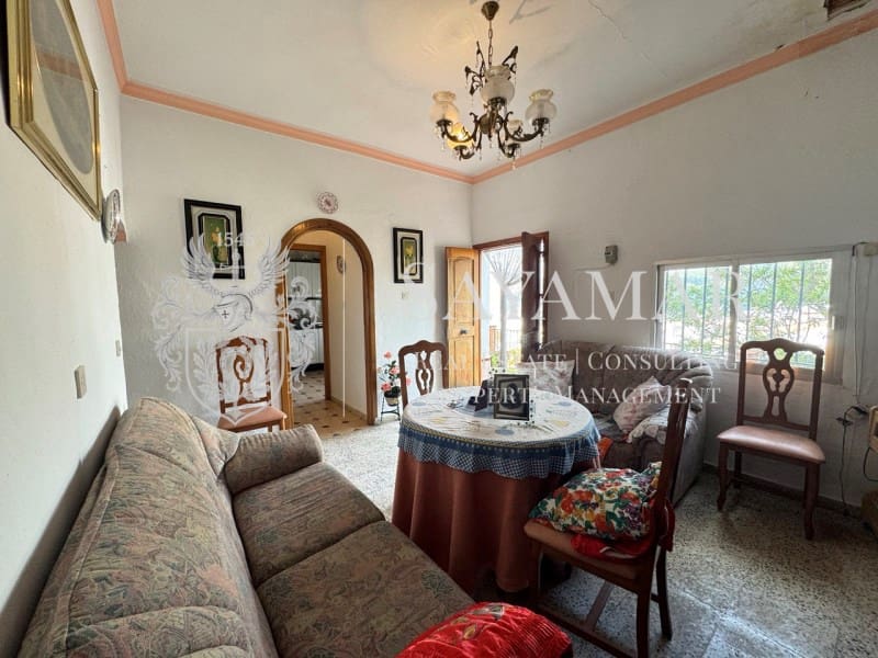 3 slaapkamer Huis te koop in Sayalonga - € 90.000 (Ref: 9296771)