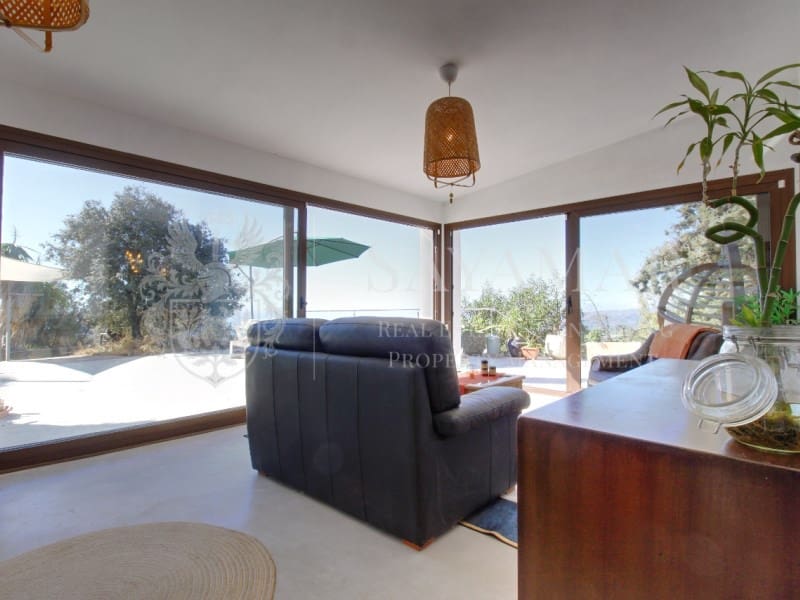 2 soveværelse Villa til salg i Sayalonga - € 499.000 (Ref: 9375427)