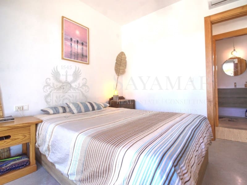 2 soveværelse Villa til salg i Sayalonga - € 499.000 (Ref: 9375427)