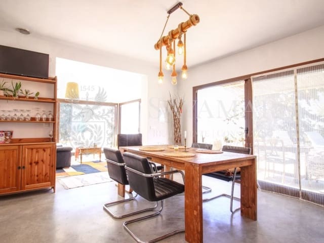 2 sovrum Villa till salu i Sayalonga - 499 000 € (Ref: 9375427)