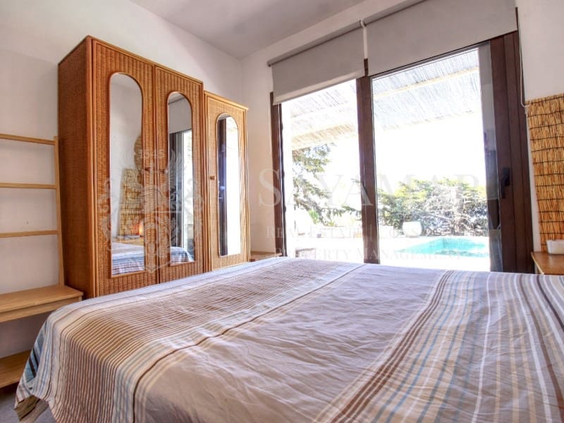 2 soveværelse Villa til salg i Sayalonga - € 499.000 (Ref: 9375427)